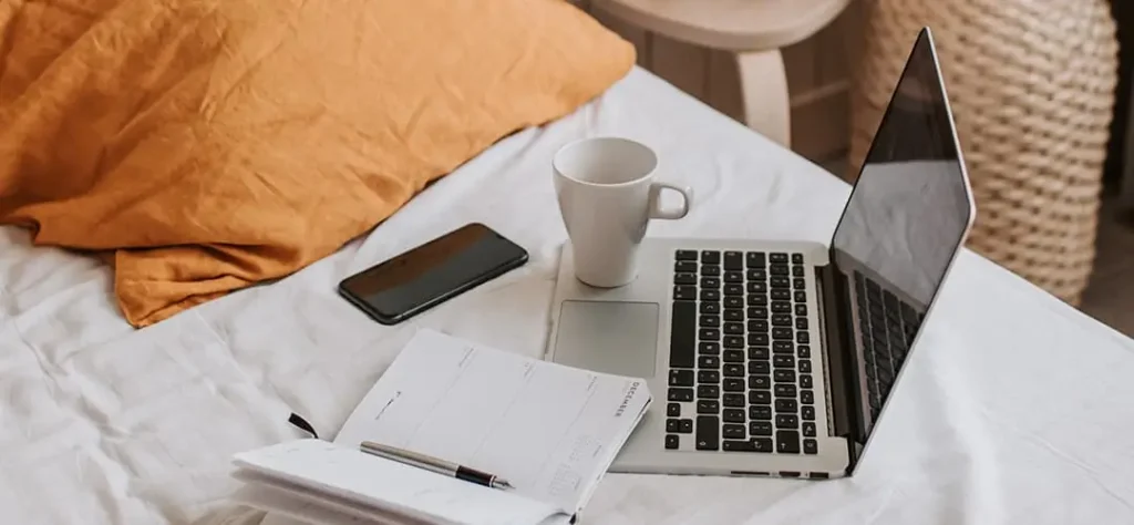 Working from home? Avoid Doing it in Bed